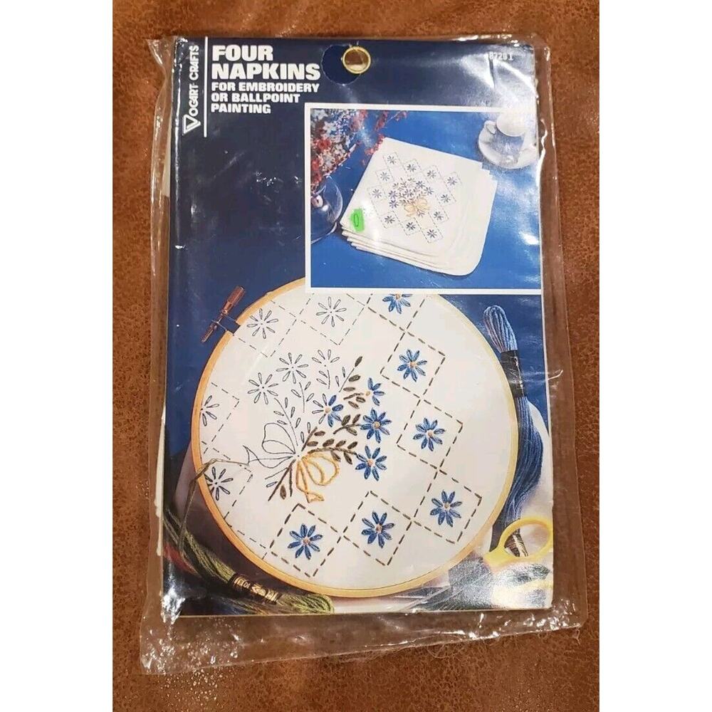 Vtg Vogart Crafts Stamped Embroidery Ballpoint Painting Floral Napkins Kit 8729I